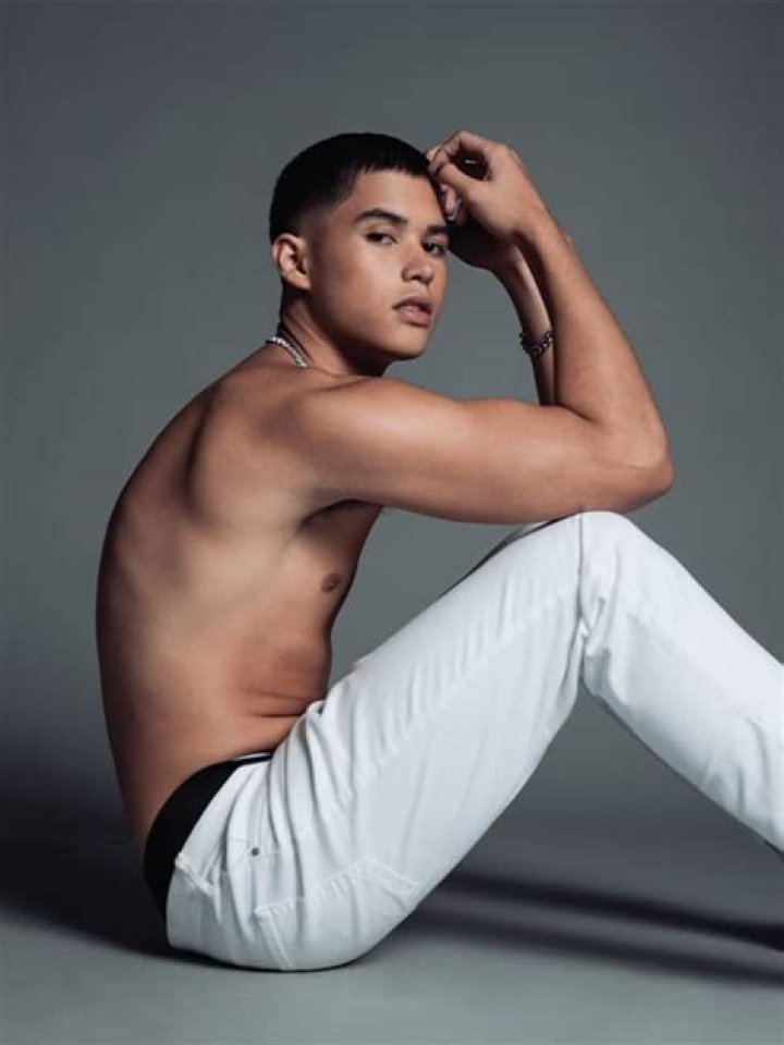 Kyle Echarri Kyle Echarri