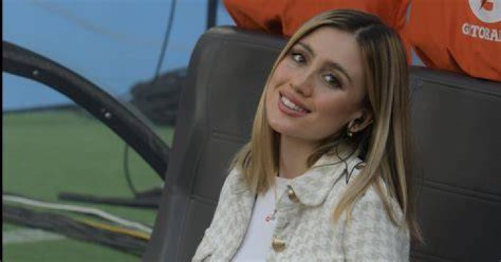 La sexy galería de nuestra KTirota Hannah Palmer posando en la