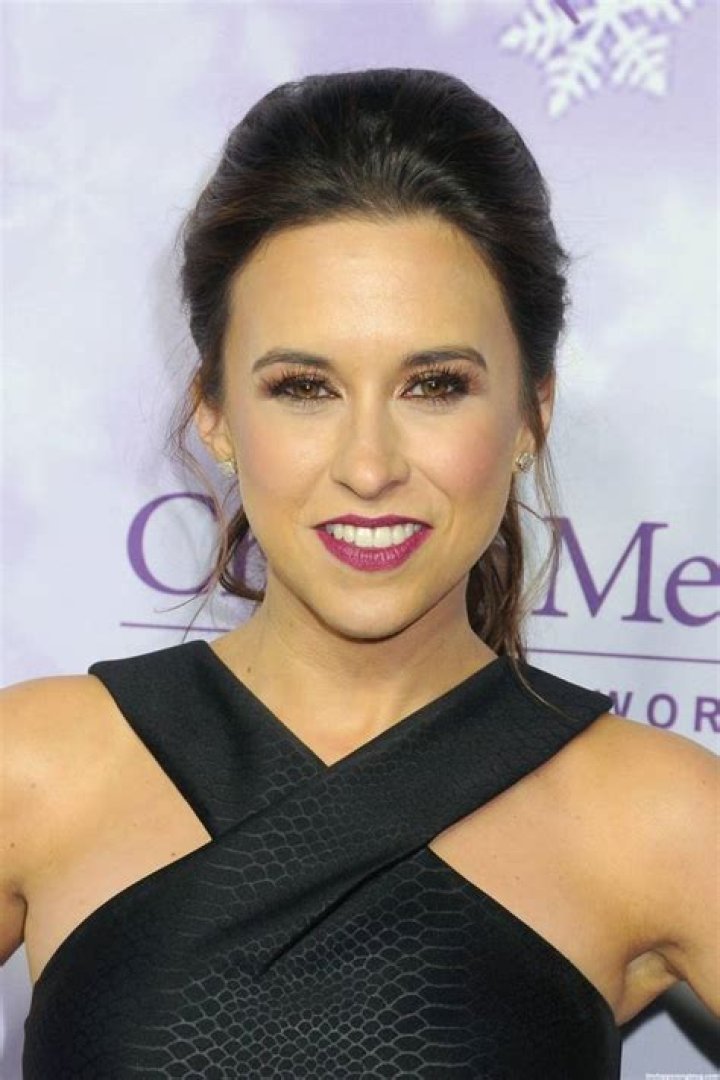 Lacey Chabert / thereallacey leaked nude photo 0188