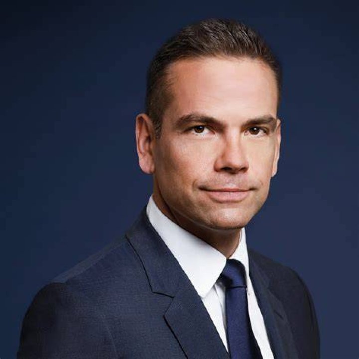 Lachlan Murdoch Know His Net Worth, Family, Children and Wife Sarah