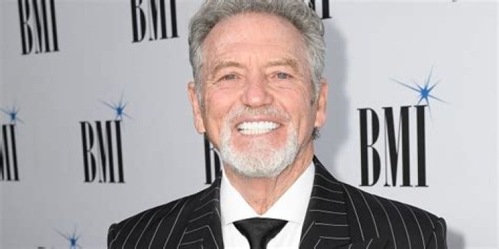 Larry Gatlin talks getting COVID a second time, shares fury with