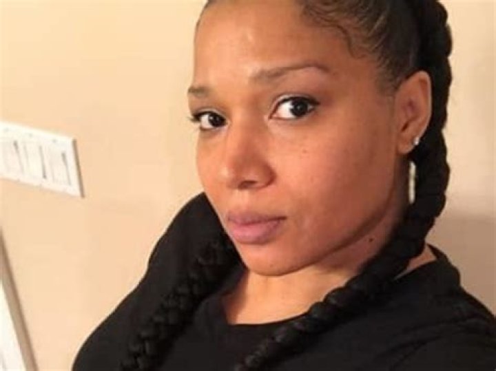 Lashon Dixon Bio, Age, Net Worth 2022, Salary, Husband, Kids, Height