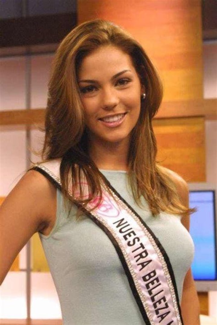 Laura Elizondo is listed (or ranked) 3 on the list The Most Stunning