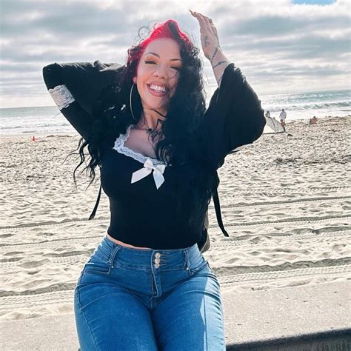 Leaked OnlyFans Content: Salice Rose's Story And Its Implications