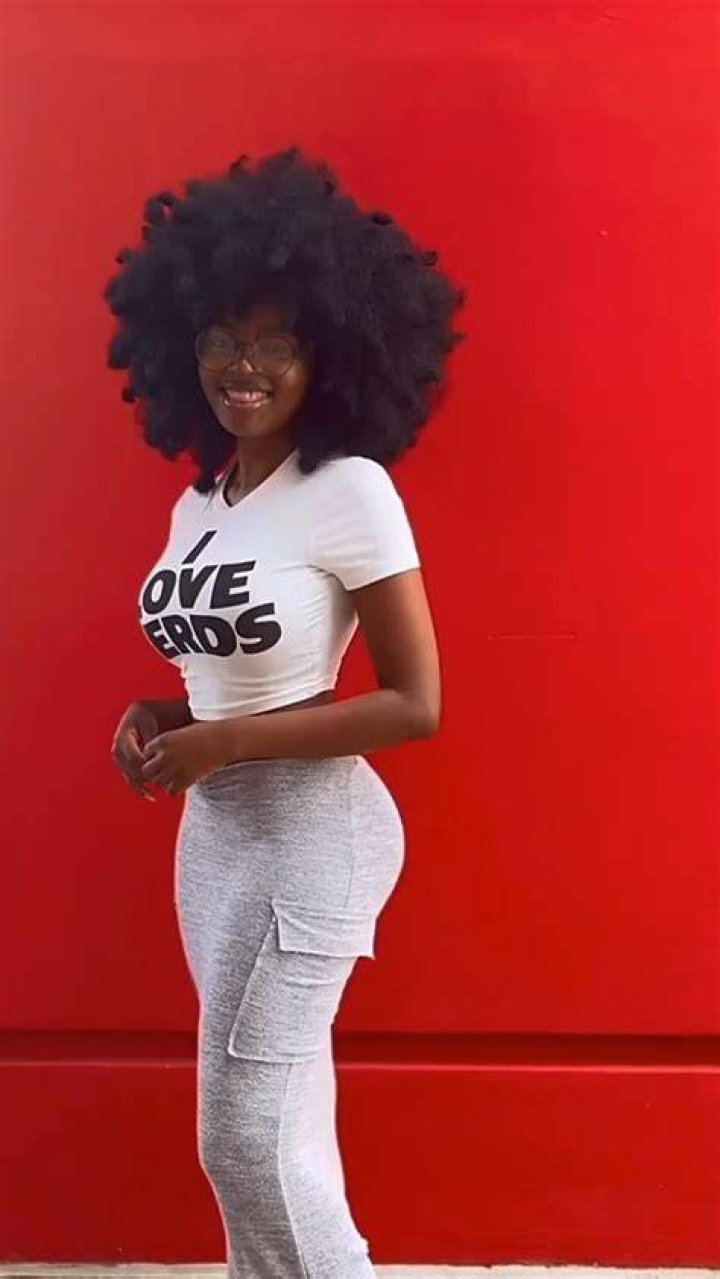 LeizaMae Keane (876lizzy) r/GRAMBADDIES