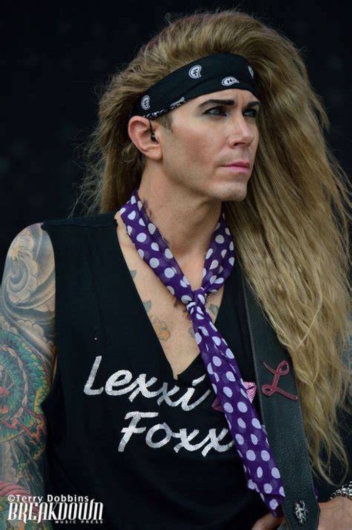 Lexxi Foxx Steel Panther performs on the Main Stage on Day… Flickr