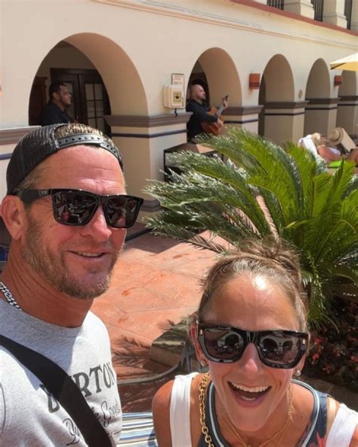 Lindy And Jlo Net Worth 2023; Biography, Age, Height, Family & Other