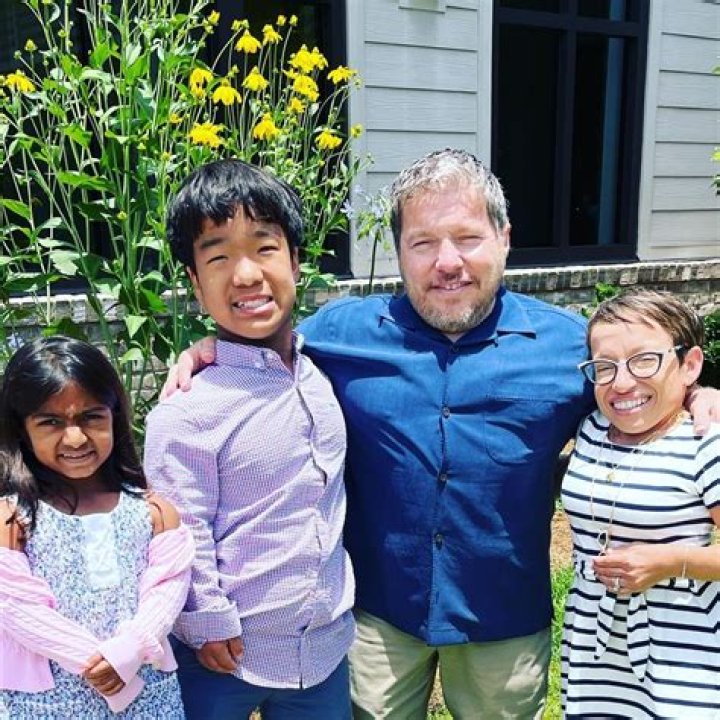 Little Couple&rsquo;s Dr Jen Arnold shares rare photos of her kids Will, 12