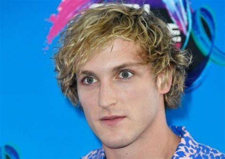 Logan Paul Gay for a Month as Part of YouTuber's NYE Resolution