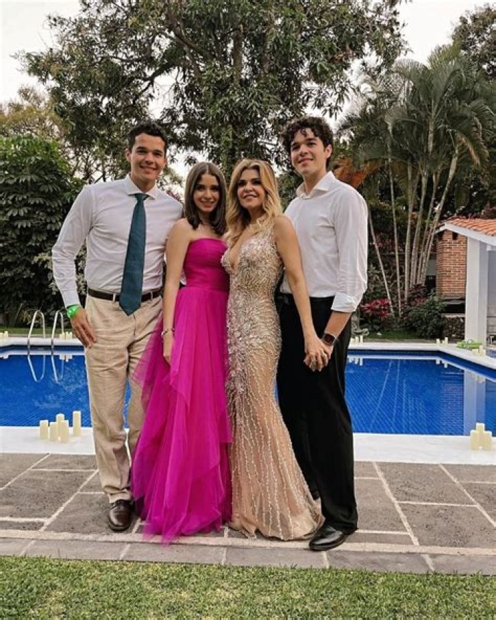 Los hijos de Itati Cantoral y Eduardo Santamarina 'Es nuestro momento'