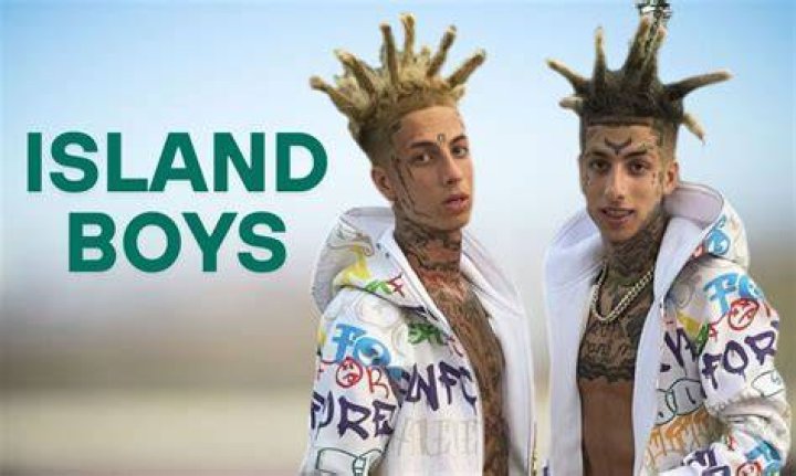 &lsquo;Disturbing&rsquo; video of Island Boys kissing has left fans traumatized by