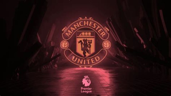 Man Utd 'turn down WORLD RECORD transfer offer for Mary Earps' as