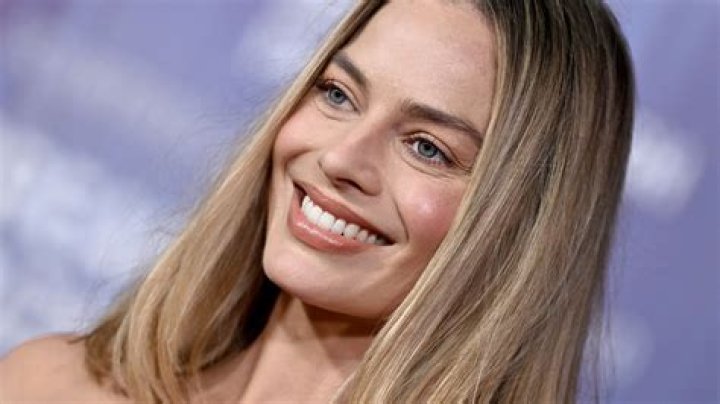 Margot Robbie might have taken husband Tom Ackerley's name Nova 969