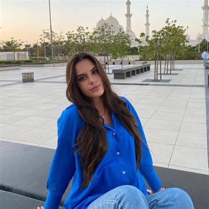 Maria Guardiola Age / My name is maria guardiola, i am biologist at