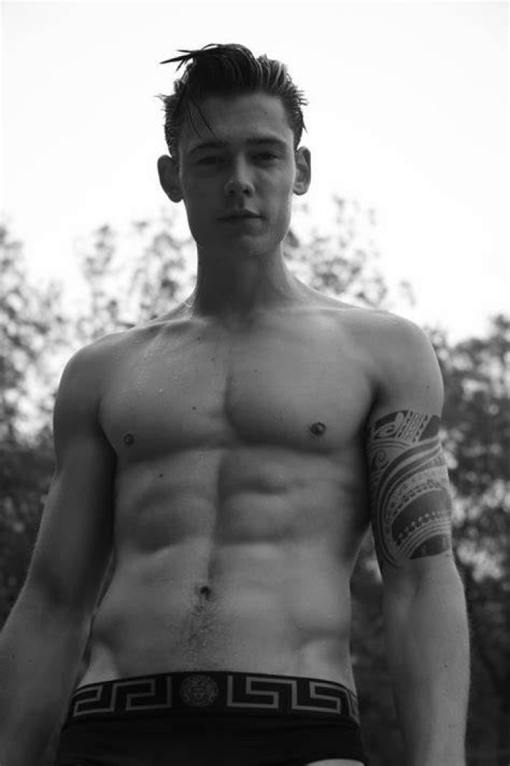 Mario Adrion by Michael Del Buono Fashionably Male