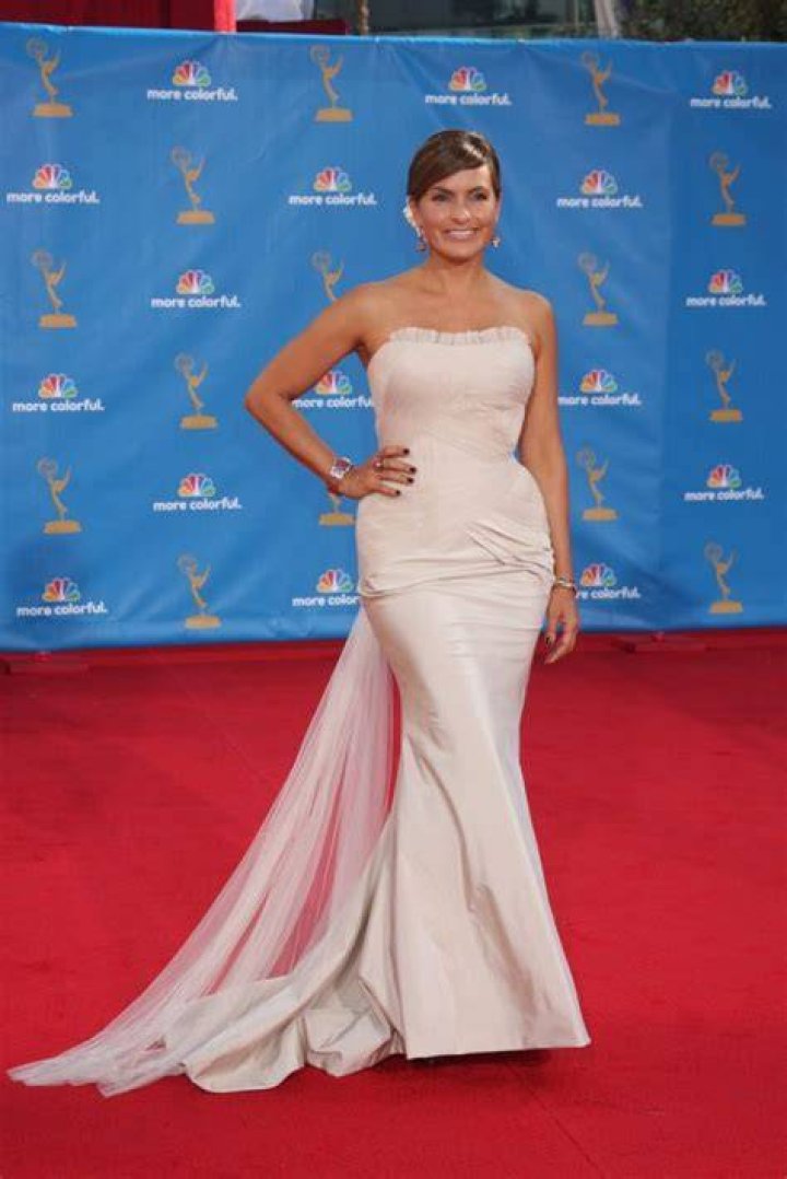 Mariska Hargitay Weight Height Measurements Bra Size