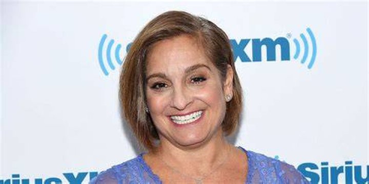 Mary Lou Retton Has Pneumonia and ‘Is Fighting for Her Life,’ Daughter