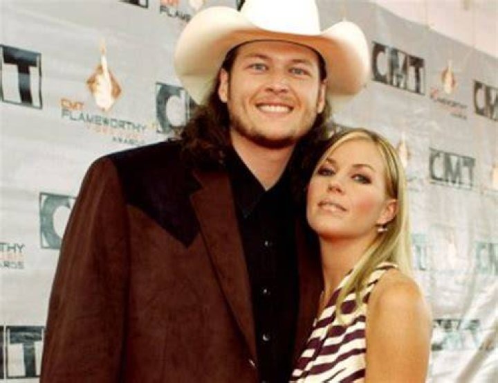 Meet Blake Shelton Ex Wife Williams)