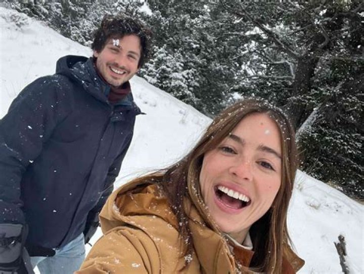 Meet Logan Lerman&rsquo;s Girlfriend Analuisa Corrigan