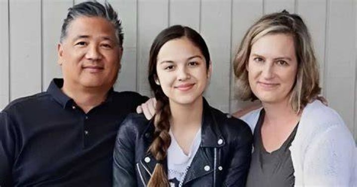 Meet Olivia Rodrigo Parents, Ronald and Sophie Rodrigo