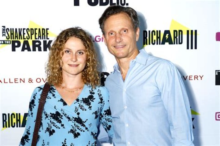 Meet Tony Goldwyn&rsquo;s Daughter Anna MuskyGoldwyn With Wife Jane Musky