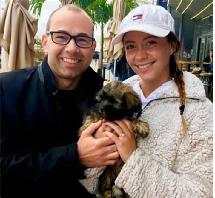 Melyssa Davies Age, husband, parents, impractical jokers, net worth
