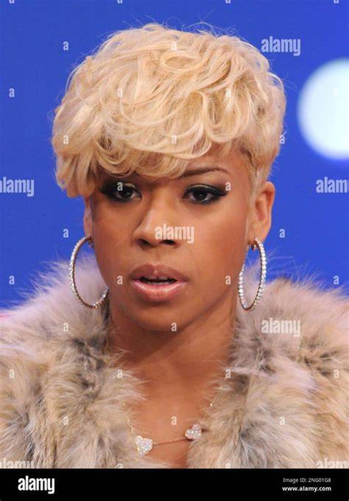 More photos from Singer Keyshia Cole's baby shower