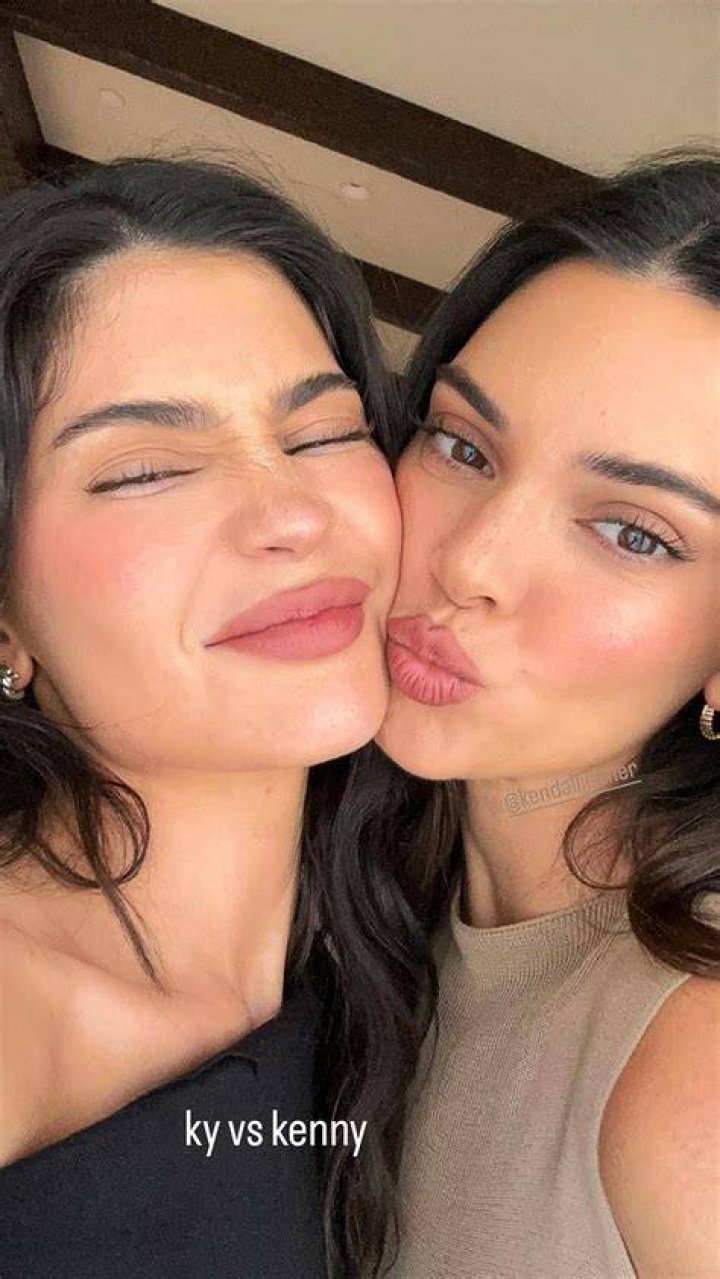 More Than Friends? Kendall Jenner And Justin Bieber Go Hiking Following