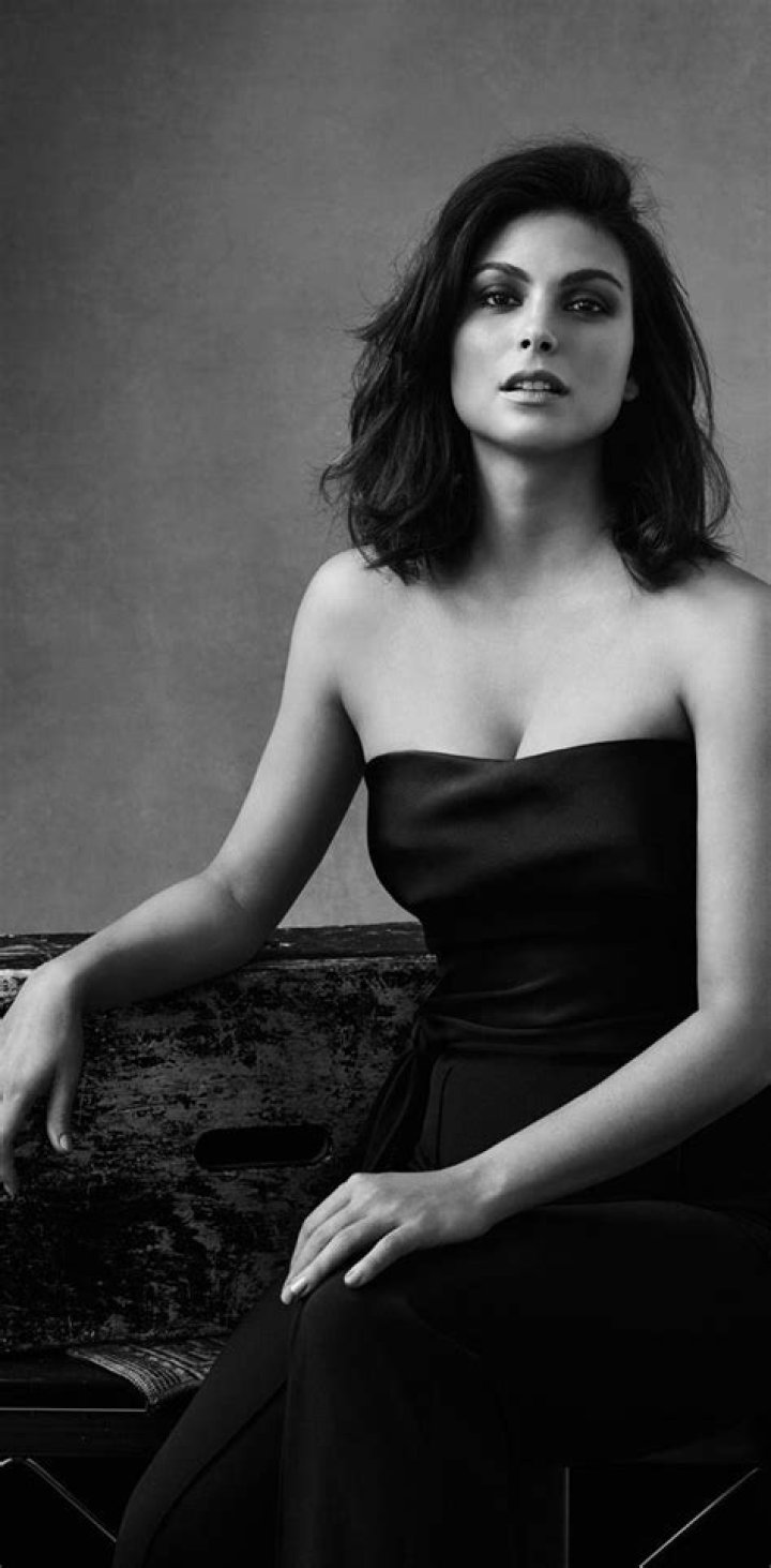 Morena Baccarin Hot & Sexy Leaked Bikini Photos