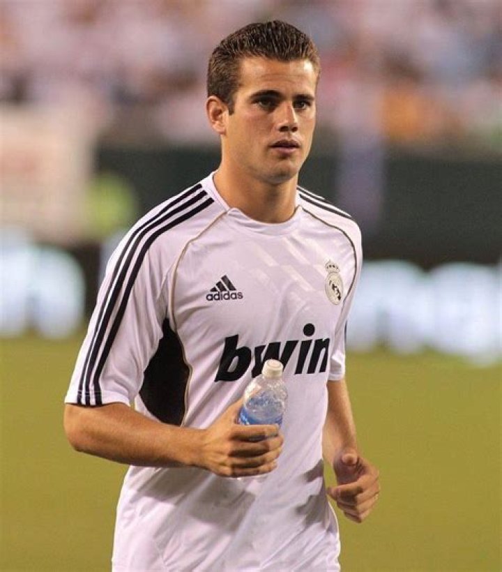 Nacho (footballer, born 1990) Alchetron, the free social encyclopedia