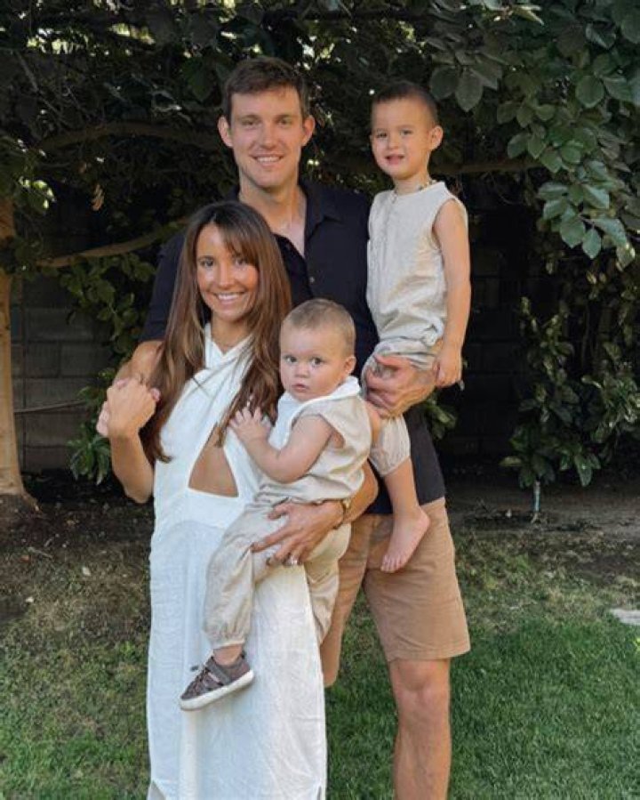 Nicolás Jarry Wife Laura Urruti Is A Proud Mom