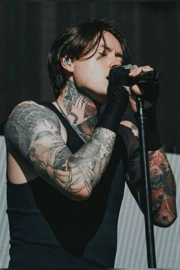 Noah Sebastian (Bad Omens) in 2022 Fangirl, Noah, Men