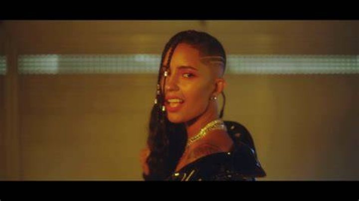 Nohemy Quiere De Mi (Video Oficial) YouTube
