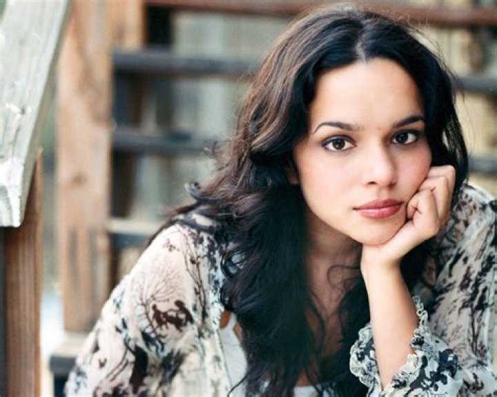 Norah Jones Biracial Beauty Photo (33115233) Fanpop