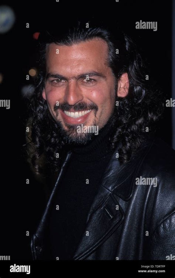 Oded Fehr photo gallery high quality pics of Oded Fehr ThePlace