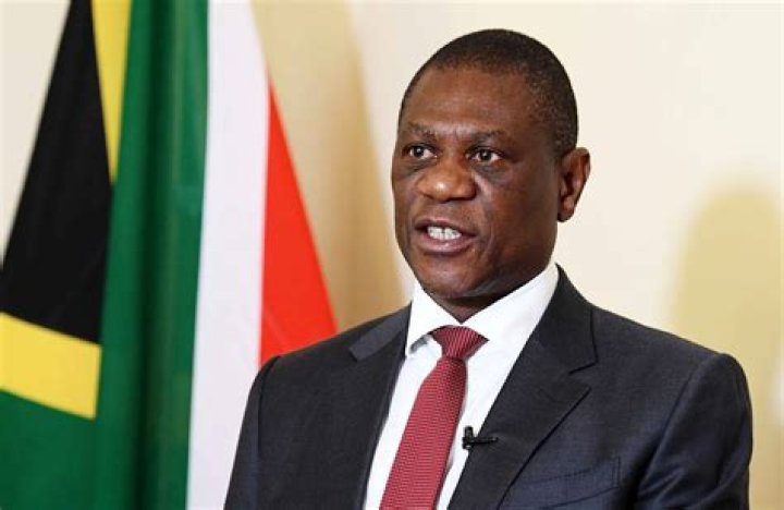 Paul Mashatile
