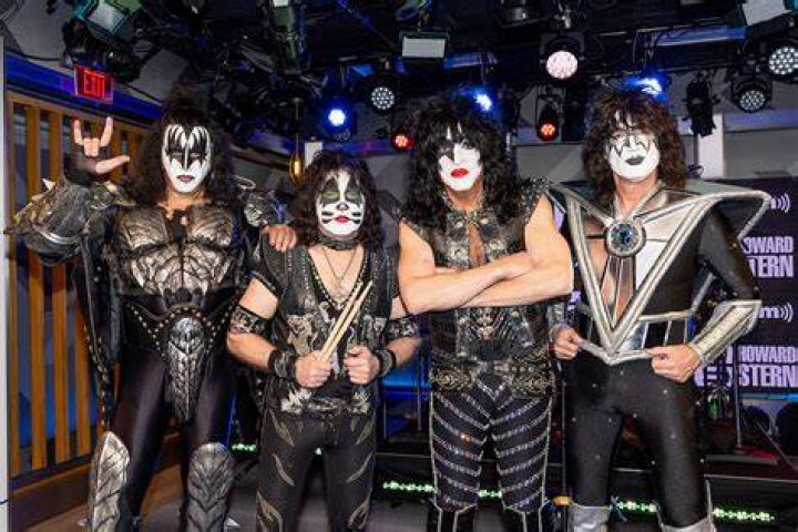 Paul Stanley of KISS fourth child CBS News