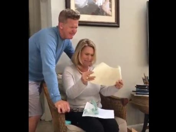Pavin Smith pays off family mortgage for Christmas (VIDEO) Sports