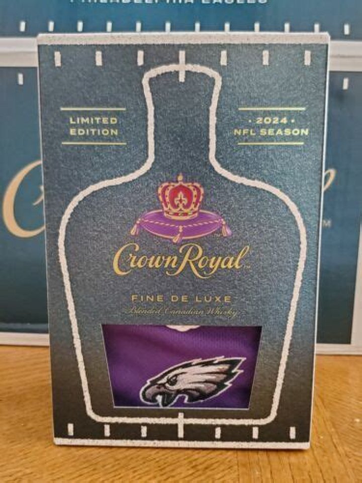 Philadelphia Eagles Crown Royal Deserves a Crown