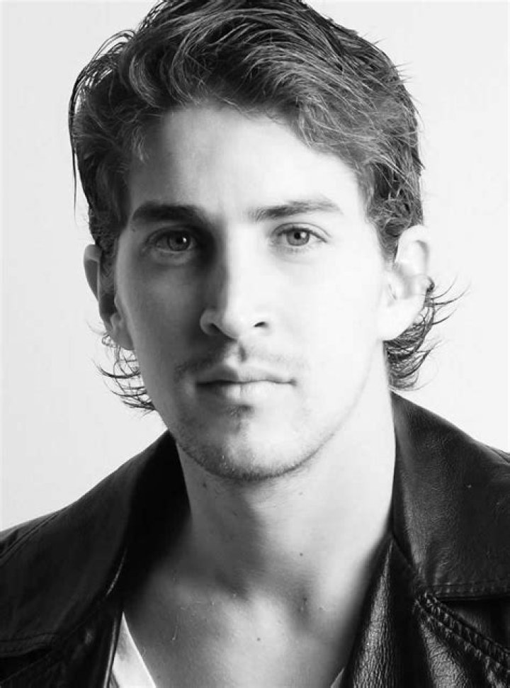 Picture of Jonathan Islas