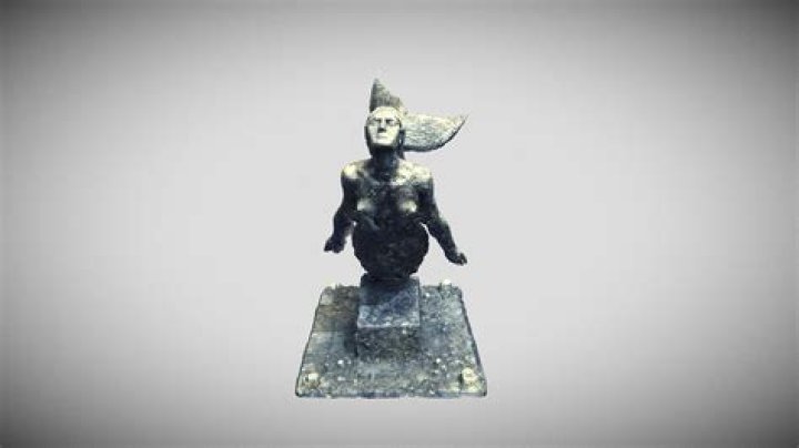 Plemmirio (SR)statua di Rossana Maiorca e gli archi YouTube