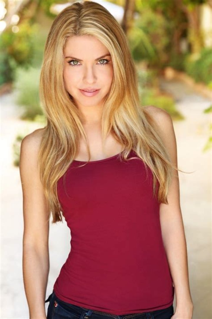 Poze Nicole Andrews Actor Poza 3 din 21 CineMagia.ro