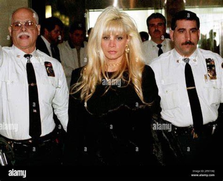 Queens New York Victoria Gotti Agnello, 2000, daughter of jailed crime