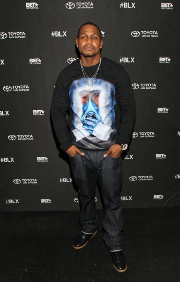 Rapper AZ Returns To Brooklyn For New BET Web Series