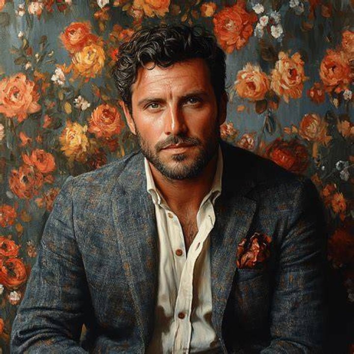 Raúl Esparza Bio, Age, Height, Wife, Children, Siblings, Net Worth