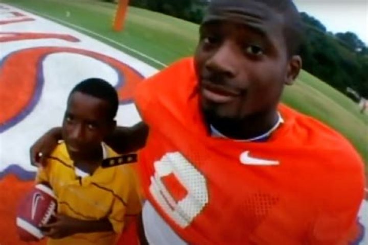 Ray Ray McElrathbey Raised His Little Brother While Playing at Clemson