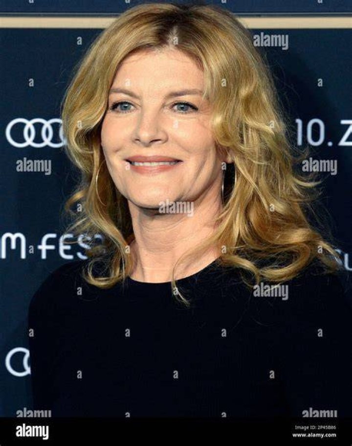 Rene Russo, 60, looks like a tall drink of water at Nightcrawler