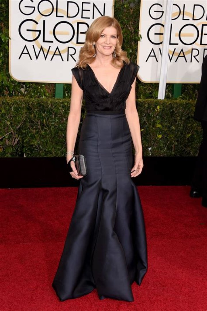 RENE RUSSO at 2015 Golden Globe Awards in Beverly Hills HawtCelebs