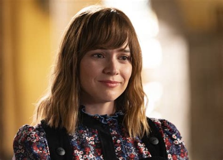 Renee Felice Smith