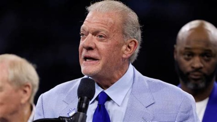Report Jim Irsay's daughter, Carlie, to take over Colts' daytoday